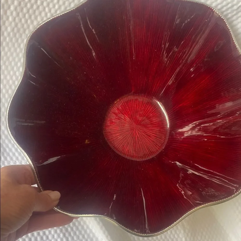 Simplydesignz Stunning Hand Crafted Red & Silver Lotus Decorative Bowl